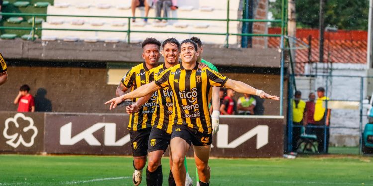 Guaraní ganó y es puntero