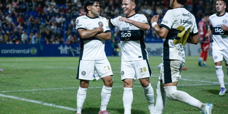Olimpia se reencontró con la victoria, al derrotar a Tembetary