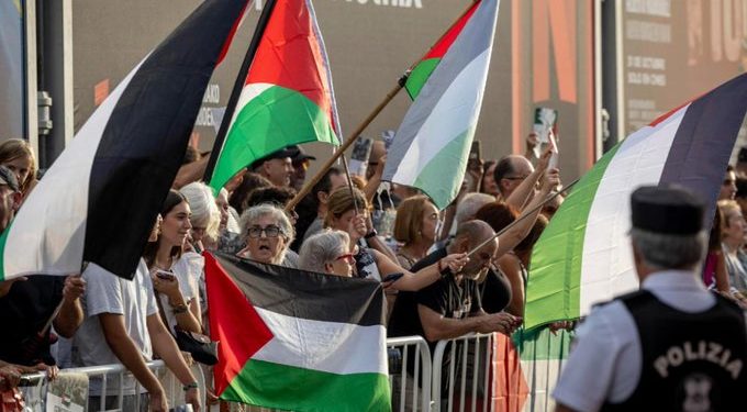 Reino Unido, Australia y Canadá reconocen a Palestina como Estado