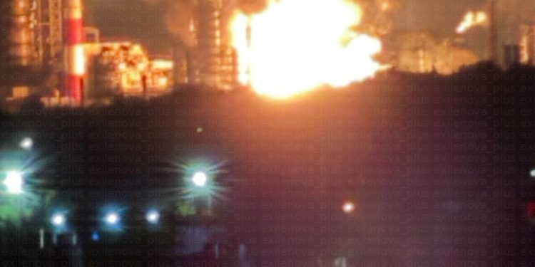 Ucrania atacó oleoducto y una refinería de Rusia, afectando líneas de suministro de combustible