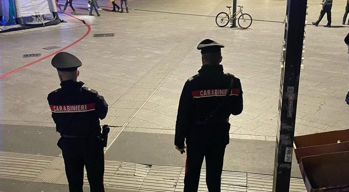 Hombre intentó quitarse la vida y cayó sobre anciana de 83 años que falleció