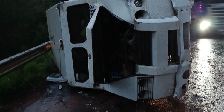 Vuelco de camión de caudales deja un fallecido en Caaguazú