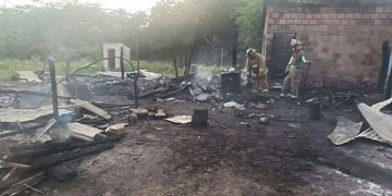Incendio de vivienda se cobró la vida de un adulto mayor en Ypacaraí