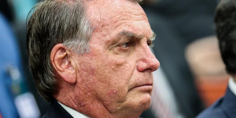 Reabren caso contra Bolsonaro por injerencia en la Policía