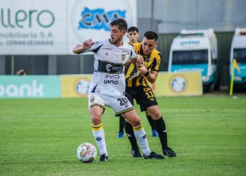 Guaraní buscará mantener la punta ante el duro Recoleta