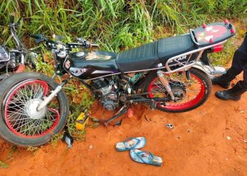 Maracaná: un adolescente pierde la vida y otro resulta gravemente herido tras choque frontal entre motocicletas