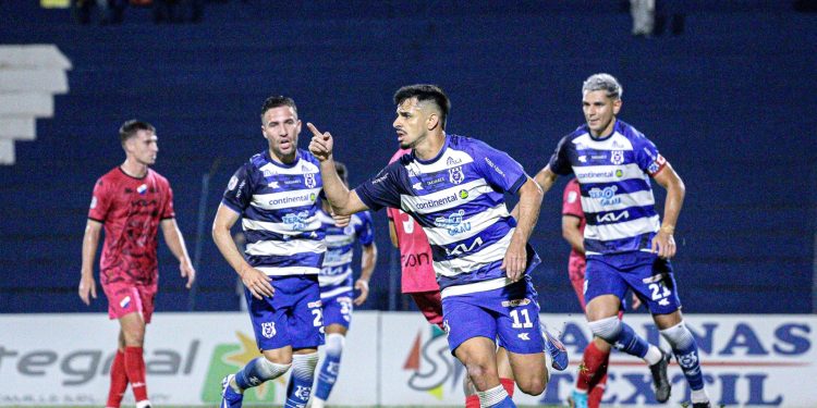 2 de Mayo derrota a Nacional y escala lugares en la tabla