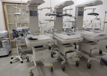 UTI neonatal de Barrio Obrero recibe equipos biomédicos