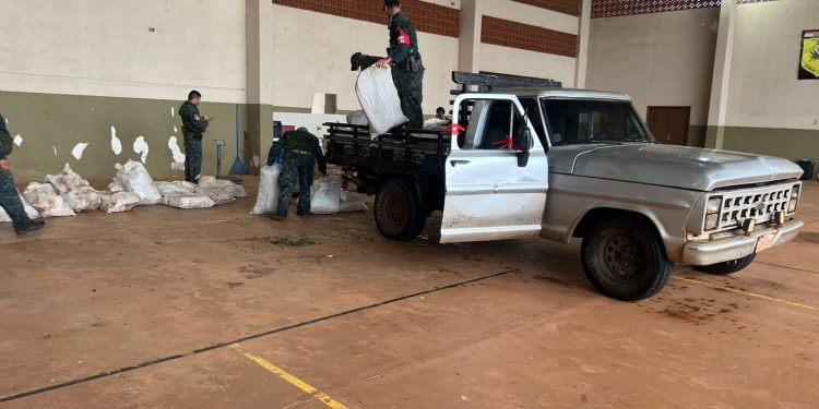 Pedro Juan Caballero: hallan vehículo abandonado con más de una tonelada de droga en su interior