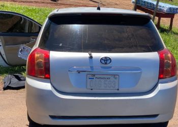 Presuntos delincuentes abandonan vehículo tras una persecución en San Juan del Paraná