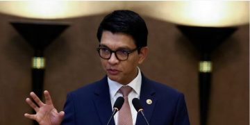 Protestas de «Generación Z» en Madagascar obligan al Presidente a huir del país