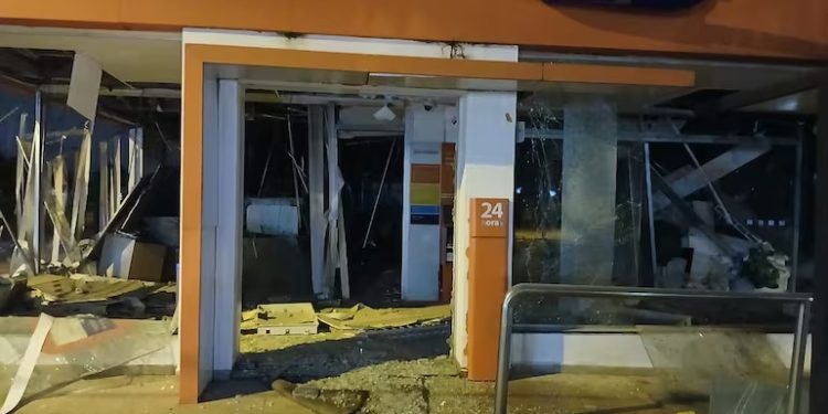 Violento asalto tipo comando a sucursal bancaria en Katueté