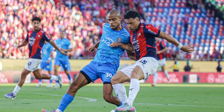 Cerro Porteño y Olimpia empatan en el superclásico