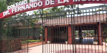 Estudiante que se identifica como «niña» denuncia discriminación en colegio de Fernando de la Mora
