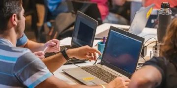 Estudio revela que «Generación Z» es reacia a trabajar en oficios técnicos