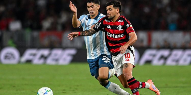 Flamengo se adelanta a Racing en semis de la Libertadores