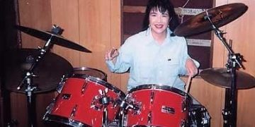 Nueva Primera Ministra japonesa admira a Margareth Thatcher y fue baterista de metal