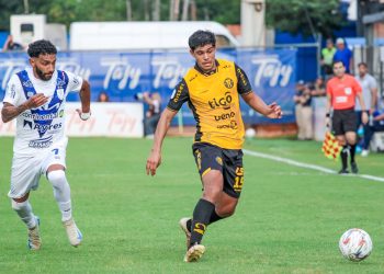 Frenada de Guarani en Villeta