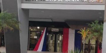 Detienen a once policías que estaban en Departamento de Identificaciones