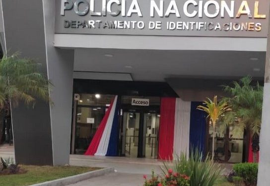Detienen a once policías que estaban en Departamento de Identificaciones