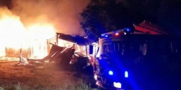 Coronel Oviedo: con «bomba molotov» incendiaron la casa de un septuagenario