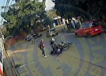 Motobolt reacciona y mata a presunto motochorro