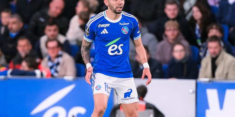 Julio Enciso tuvo su tan esperado debut con Estrasburgo en la liga francesa