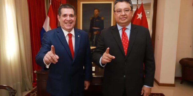 Gustavo Leite afirma que quienes celebraron sanciones a HC son «legionarios»