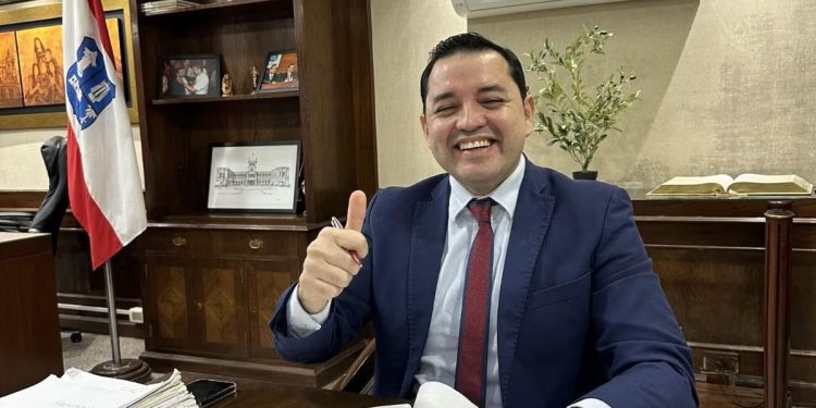 Comuna y Petropar firman convenio para la «recuperación vial de Asunción»