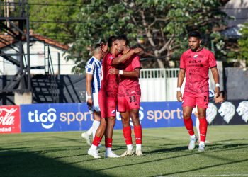 Nacional venció a 12 de Octubre y se instaló en semis de la Copa Paraguay