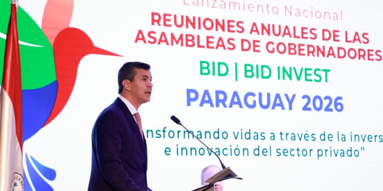 «Paraguay crece a más del doble de lo que crece toda la región, estamos encaminados»