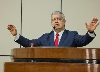 Riera mostró chats para «apedrear» a políticos y «quemar casas de fiscales»