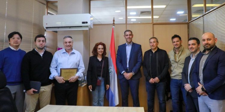 Empresa deportiva española analiza instalarse en Paraguay para expandirse en Sudamérica