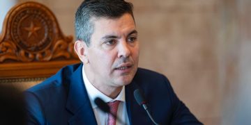 Peña: «el Paraguay es un gigante que está caminando a paso firme»