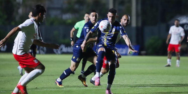 Trinidense se reencuentra con el triunfo y General Caballero JLM se acerca al descenso