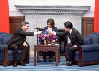 Paraguay tendrá su primer avión ambulancia, donado por Taiwán