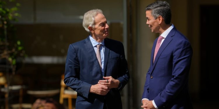 Peña recibió al exprimer ministro Tony Blair
