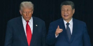 Trump reduce un 10% los aranceles a China y Xi suspende restricciones a las tierras raras