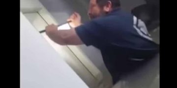 ESSAP culpa a administración de edificio luego de que vecino se salvara de ahogarse en un ascensor