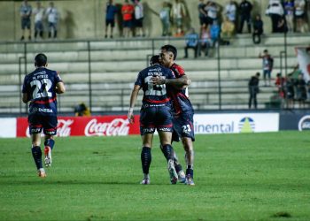 Cerro Porteño ganó sin convencer y se mantiene al acecho de Guarani