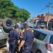 Hombre con antecedentes choca y hace volcar a una Hilux en Mariano