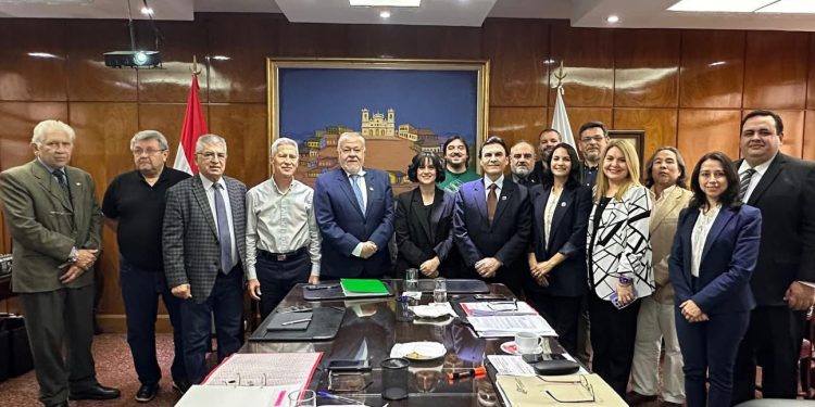 IPS aprueba procedimientos para Ley del Seguro Social del Artista