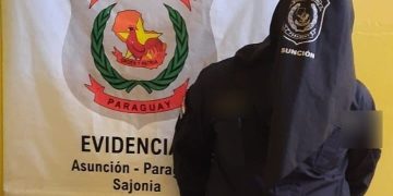 Detienen a un joven que se hacía pasar por Policía en zona del Palacio de Justicia