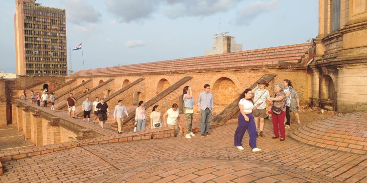 Redescubrí el alma de Asunción en tours gratuitos este domingo