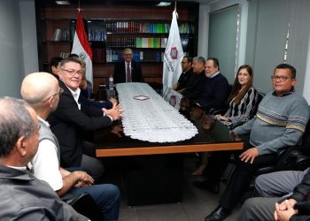 Funcionarios de Fiscalía tratan posible huelga general por Presupuesto Institucional