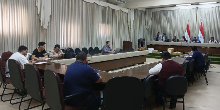 MOPC recibió 10 ofertas para pavimentar el tramo Caacupé – Piribebuy