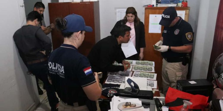 Allanan unidad fiscal en Emboscada por un aparente caso de coima