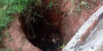 Encuentran con vida a una recién nacida abandonada en un pozo en Caaguazú