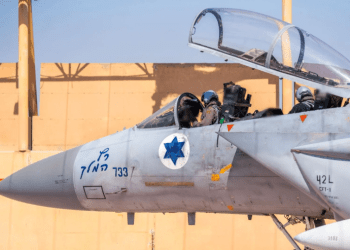 Israel reanuda bombardeos en Gaza tras acusar a Hamás de violar el alto el fuego