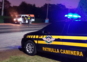 Si usás protectores de chapas o luces de colores te puede salir una multa considerable